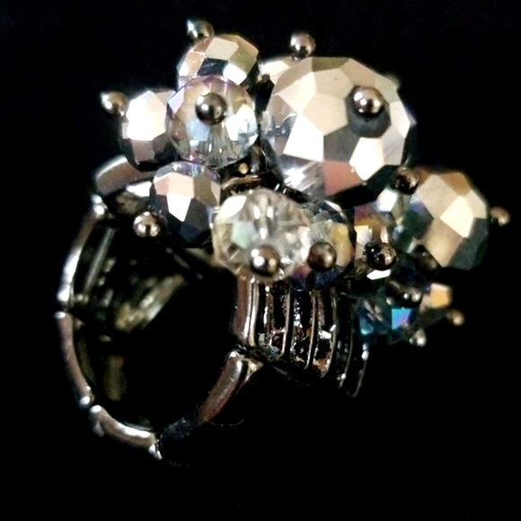 Vintage Gunmetal Beaded Stretch Statement Ring One Size - Picture 11 of 11